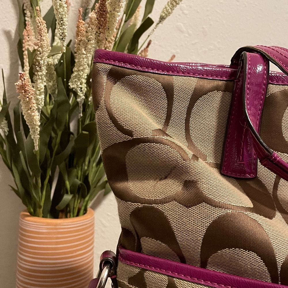 Purse - Picture 3 of 3